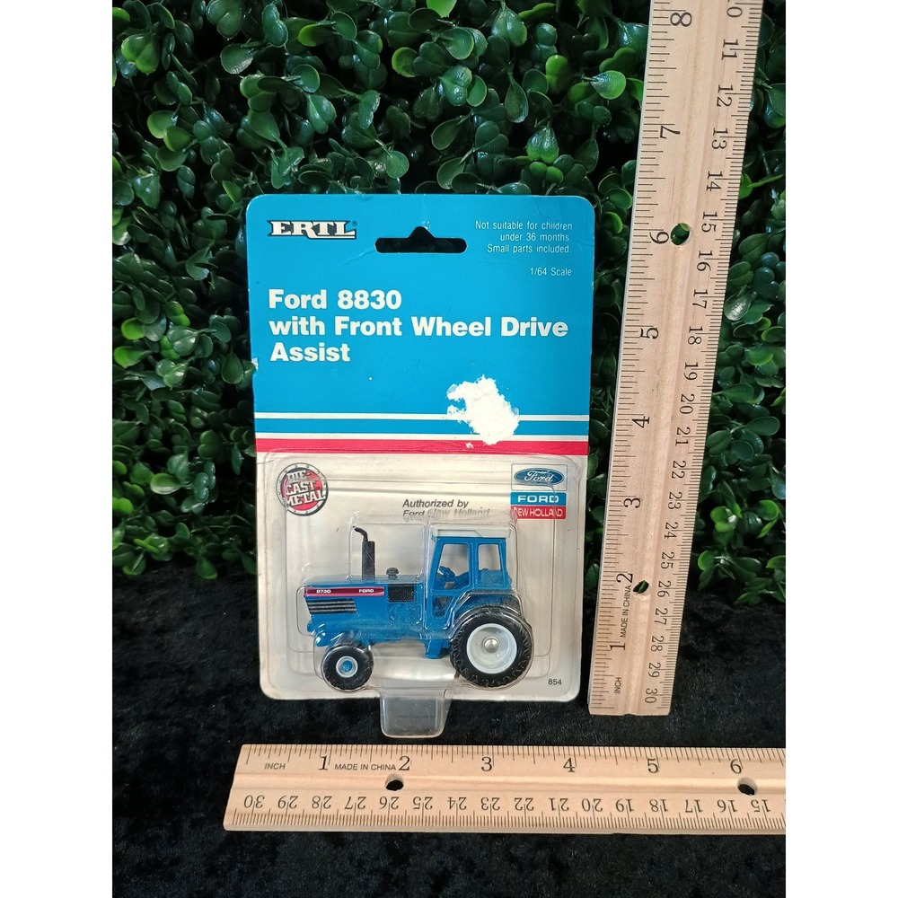 ERTL Ford 8830 Tractor Front Wheel Drive Assist 1/64 Die-Cast Metal Blue 854